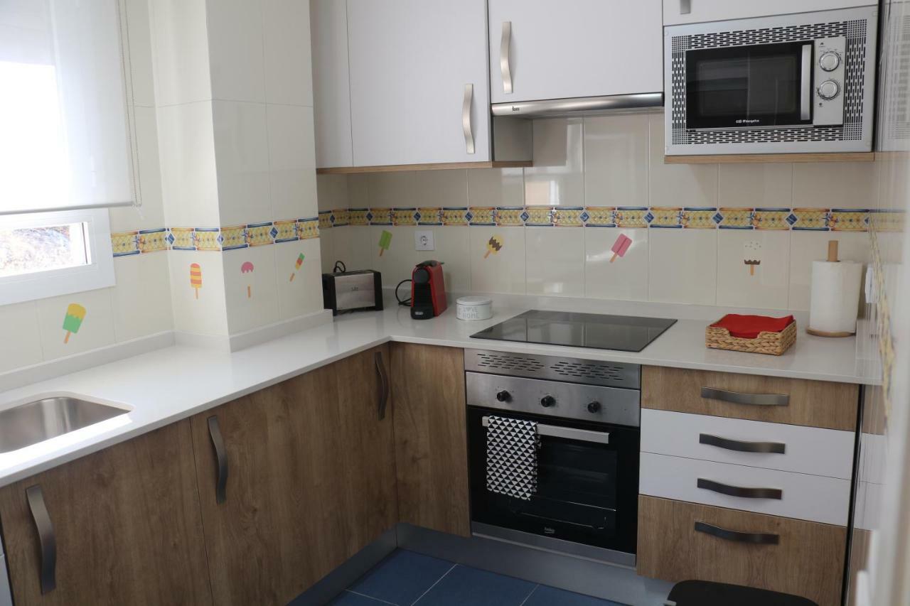 Apartamentos Homelife Roca Tarpeya Toledo Luaran gambar