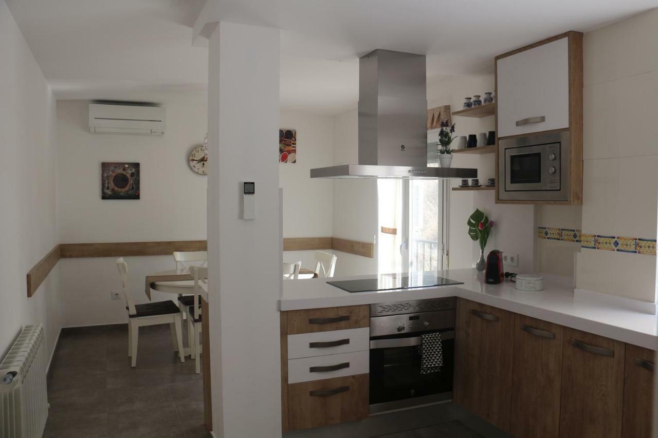 Apartamentos Homelife Roca Tarpeya Toledo Luaran gambar