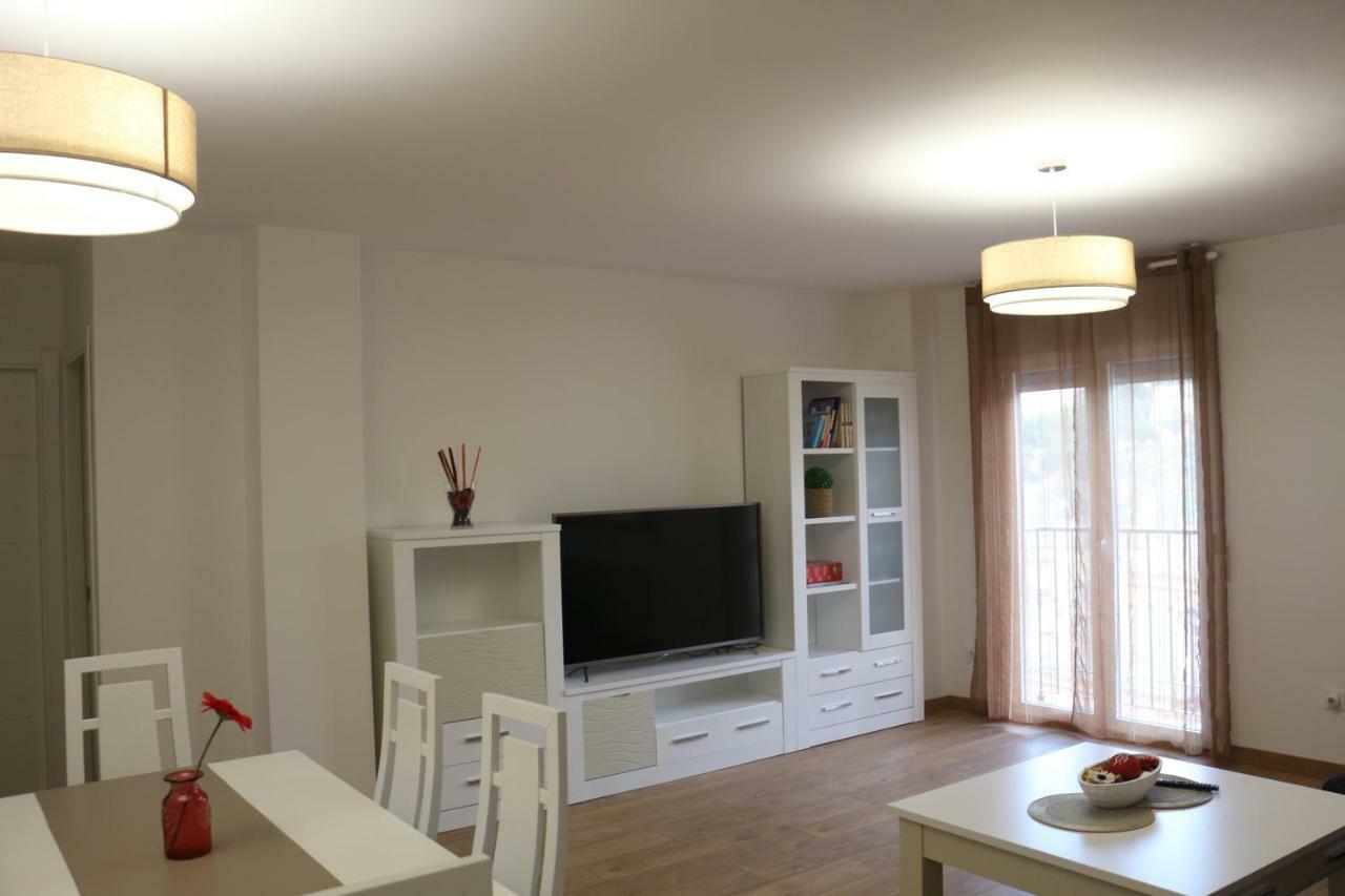 Apartamentos Homelife Roca Tarpeya Toledo Luaran gambar